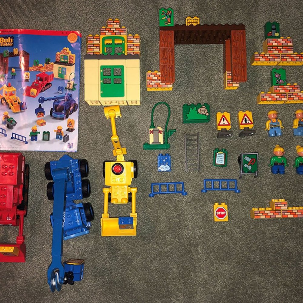 Lego Yellow Blue Red Construction Playset Pieces